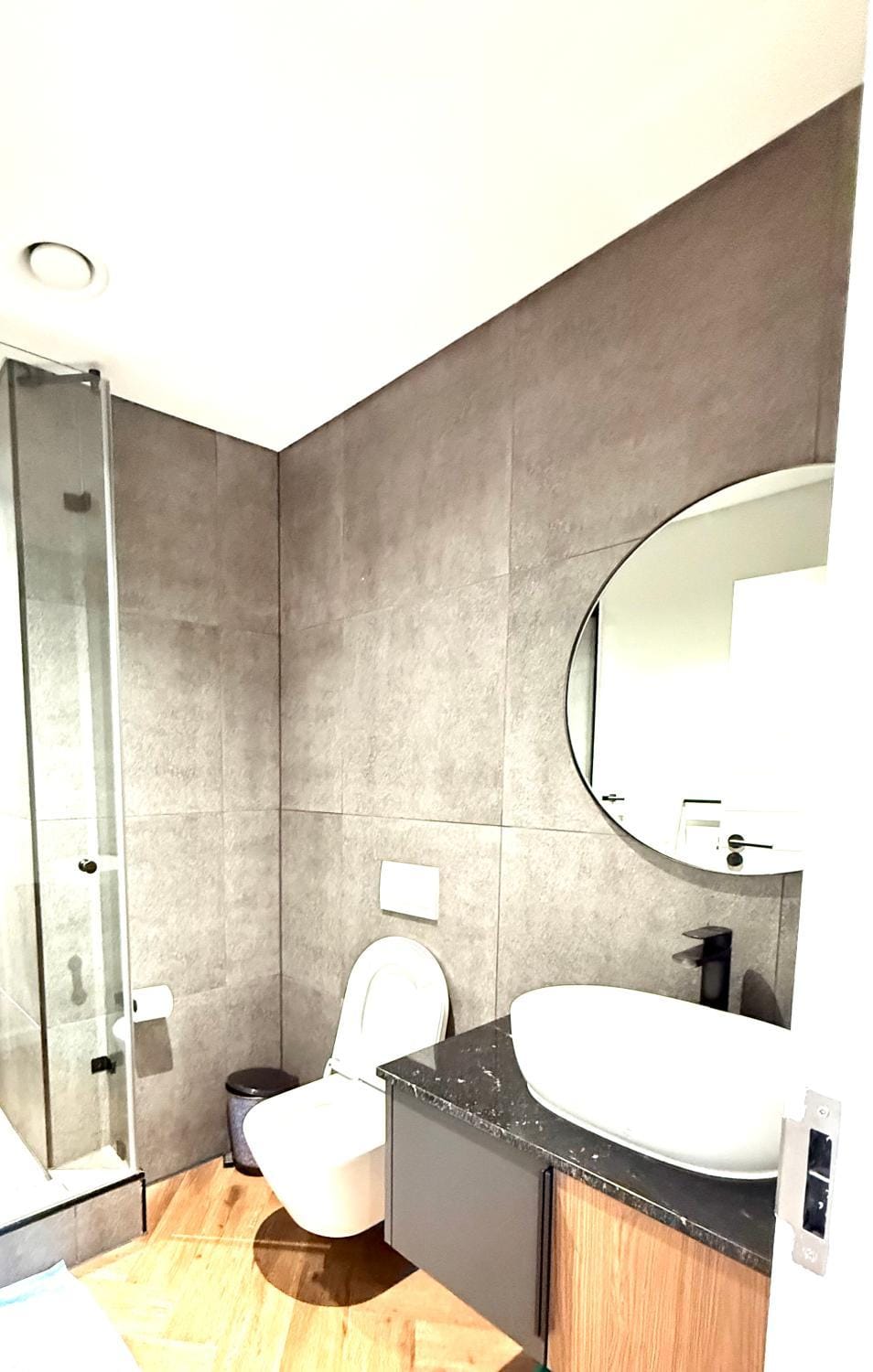 Luxe Studio - On Park near Canal walk Century City Apartment in Cape Town