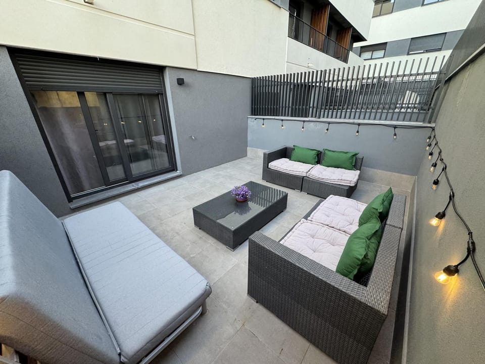 Patio, Balcony/Terrace
