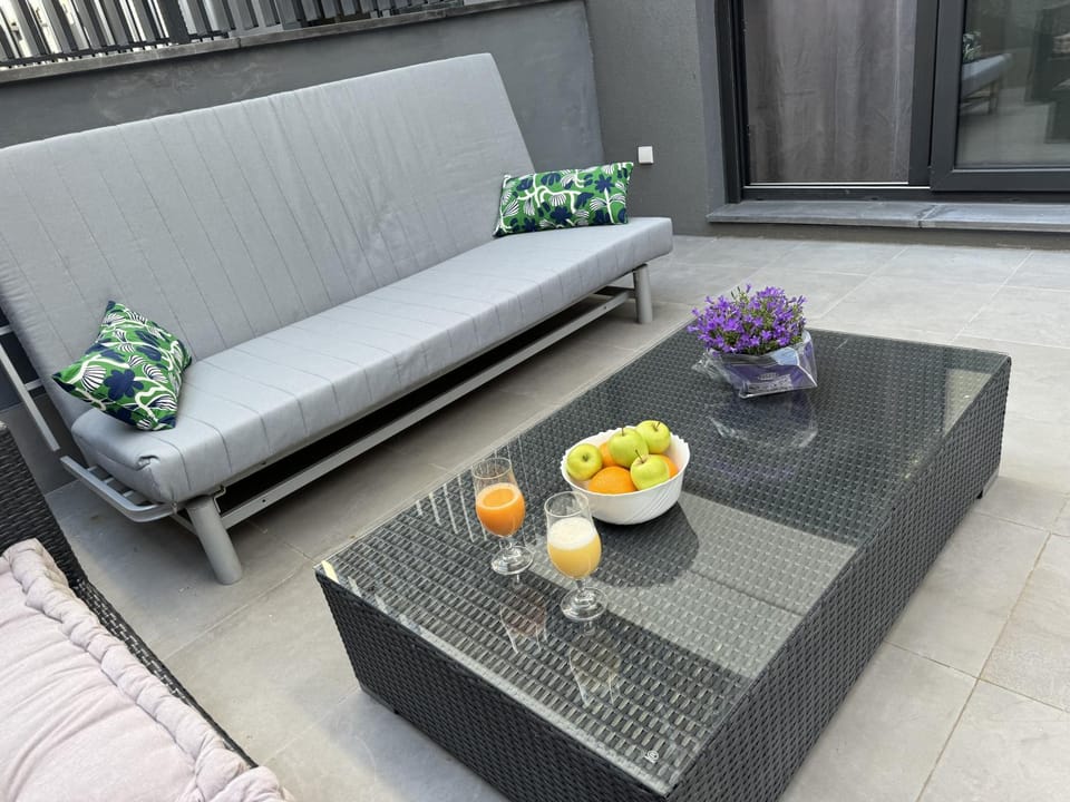 Patio, Balcony/Terrace