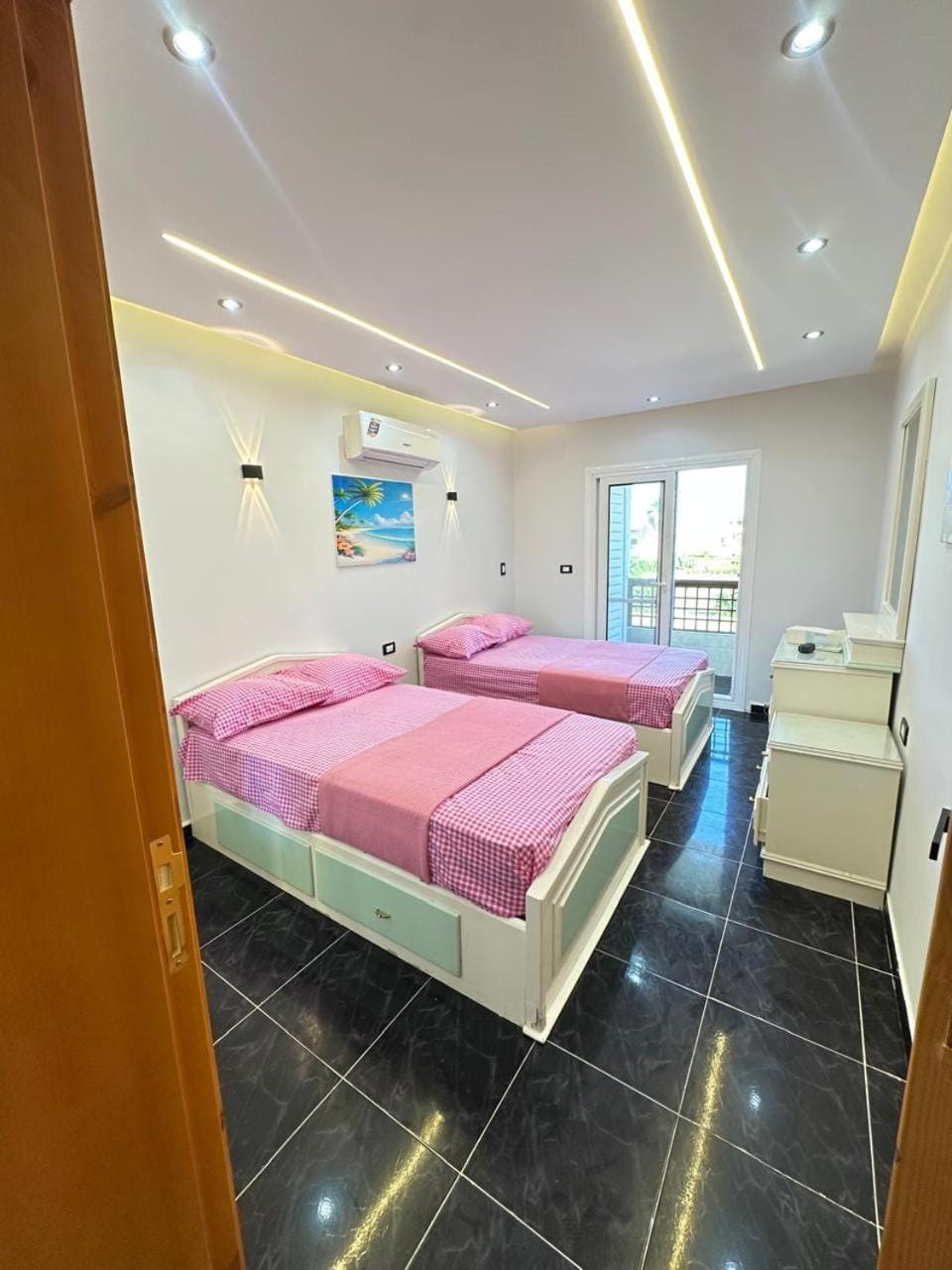 شاليه فاخر للايجار في مارينا 4 الساحل الشمالي العلمين Villa in Egypt