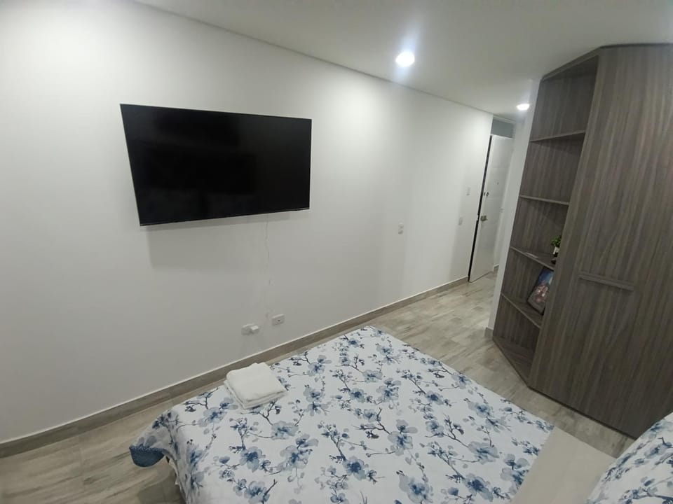 Apartaestudio amoblado, Edificio Avanzzare T2-301 Apartment in Bogota