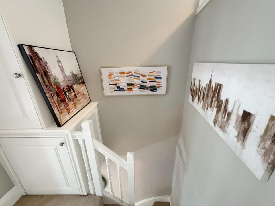 Stylish Duplex Condo Opposite Hyde Park Apartment in City of Westminster