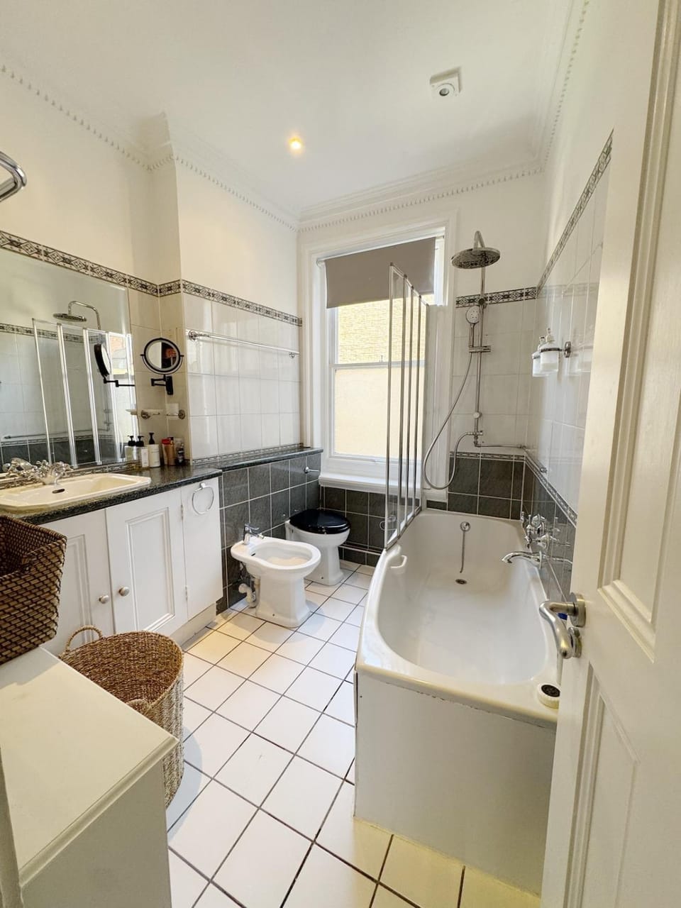 Stylish Duplex Condo Opposite Hyde Park Apartment in City of Westminster