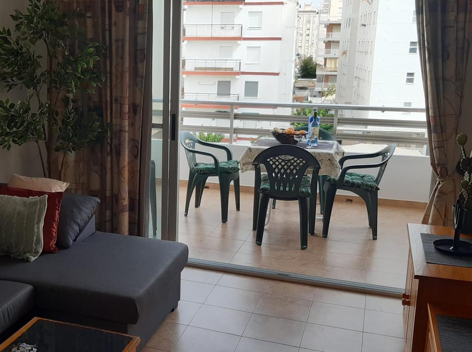 Apartamento ROSETTE Solo Familias, Playa de Gandia Apartment in Safor