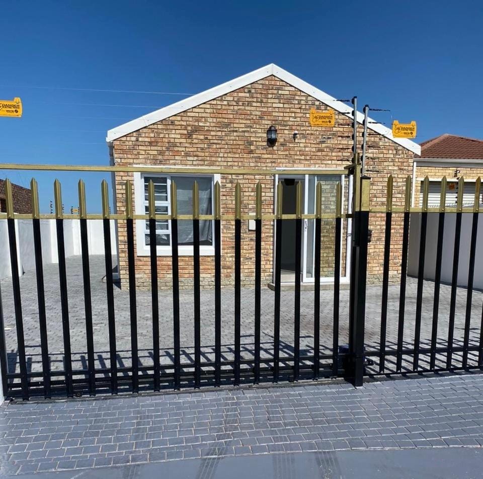 The Zebra Guesthouse Bed and Breakfast in Port Elizabeth