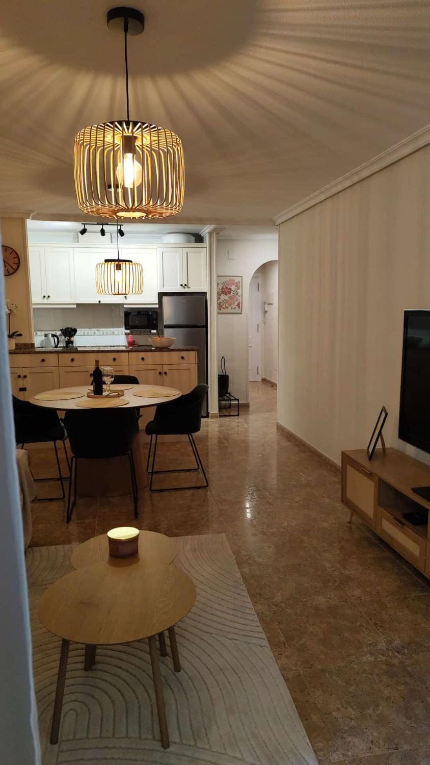 TV and multimedia, Kitchen or kitchenette, Living room, Seating area, Dining area