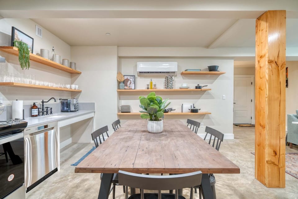 Luxury 2BR Mississisppi Home 95 WalkScore Apartment in Portland
