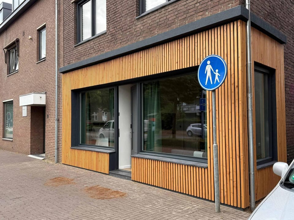 Modern 1BR Apt Near Station & Center in Sittard Apartment in Limburg (province)