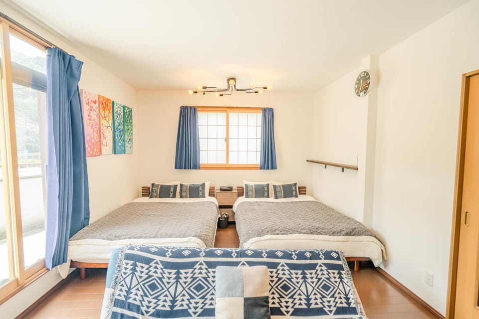箱根湯本入り口 コンビニ横 徒歩駅5分 駐車場有り うなぎ名店横 和風貸切 Apartment in Kanagawa Prefecture