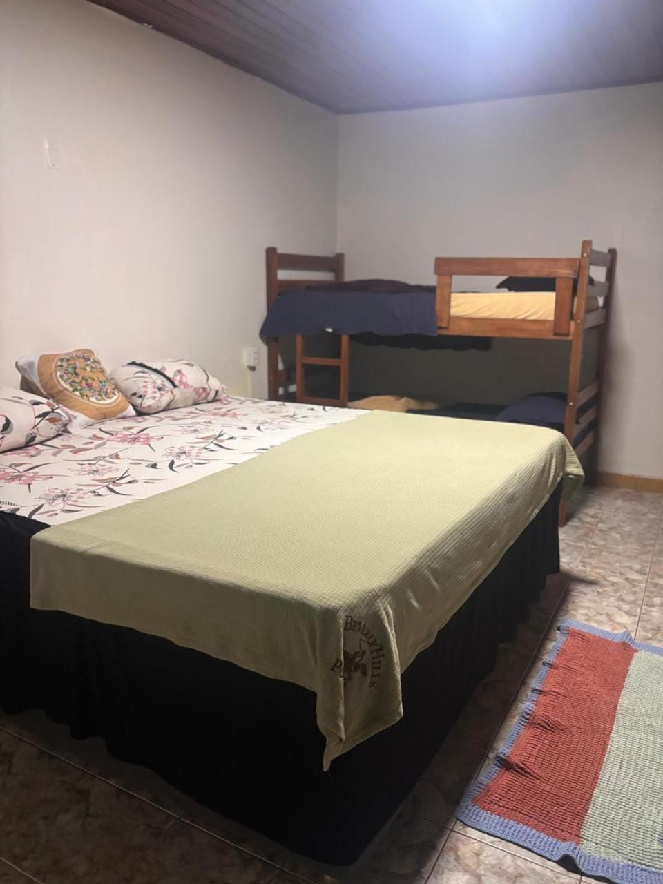 Bed, Photo of the whole room, Bedroom, bunk bed