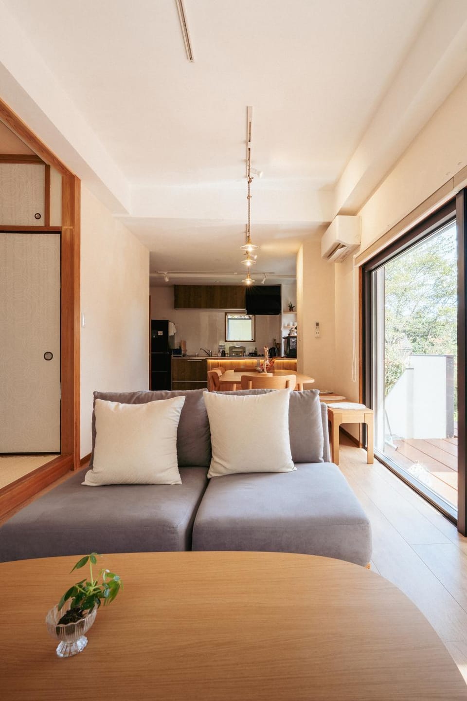Living room, Dining area