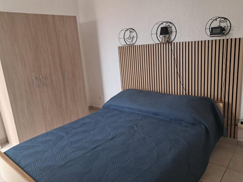 Mirandas 1 Apartment in Saint-Cyprien