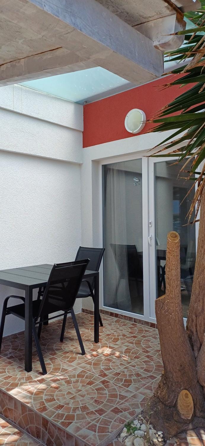 Graf Holiday Vir Apartment in Zadar County