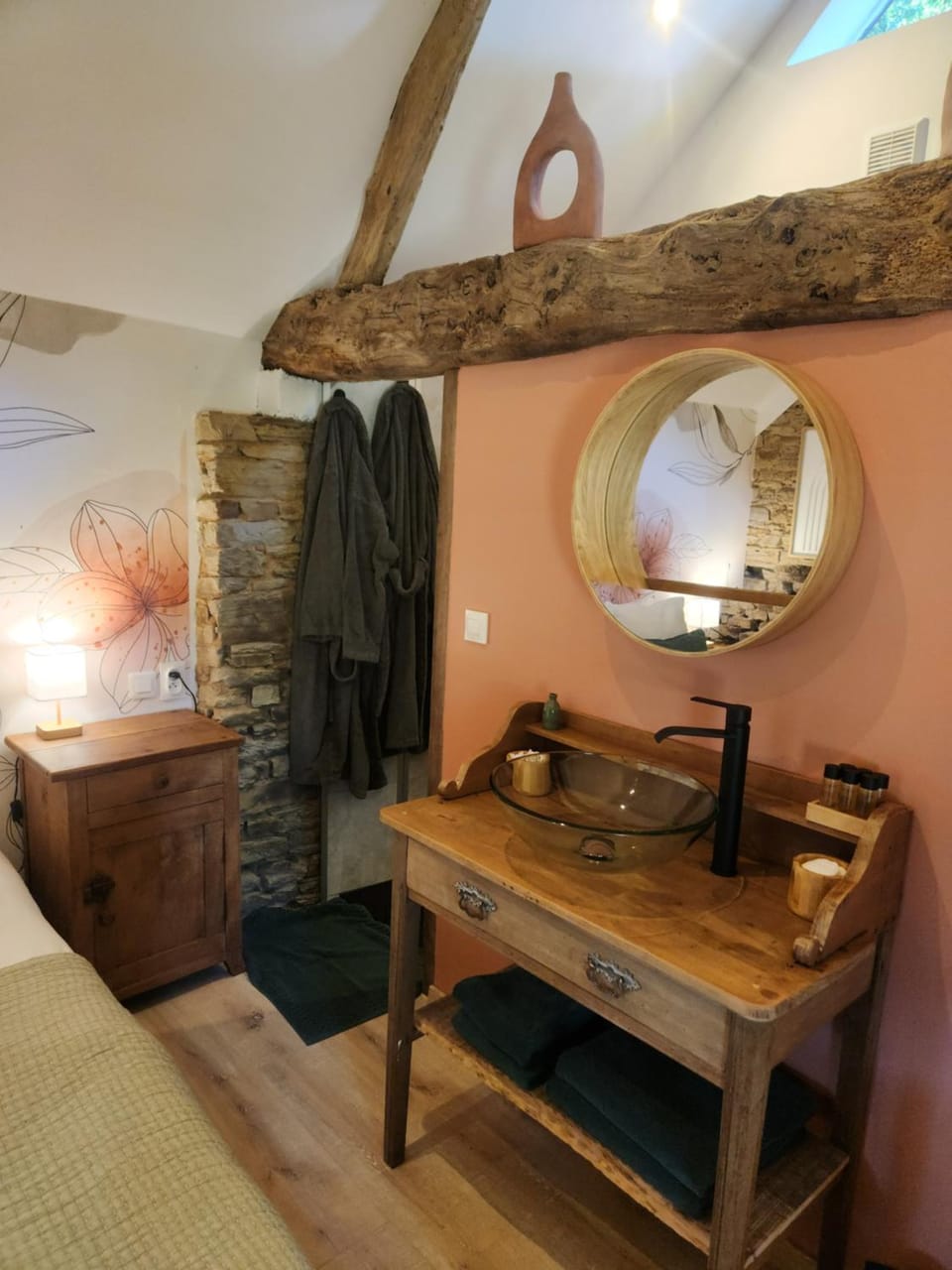 le cocon d'amour " le fournil avec bain nordique privé " House in Normandy
