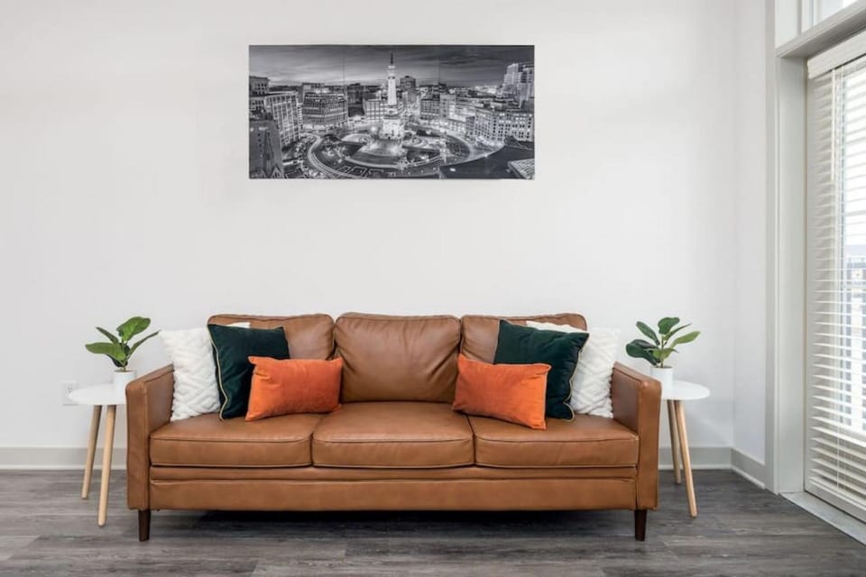 Affordable Private Room Apartment in Indiana
