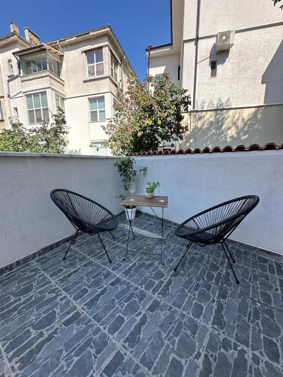 Patio, Seating area, sunbed