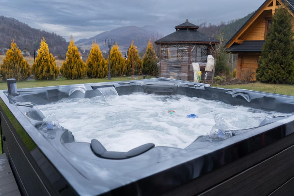 Day, Natural landscape, Hot Tub, View (from property/room), View (from property/room), Other, Other, Other, Seating area, Mountain view, towels, towels