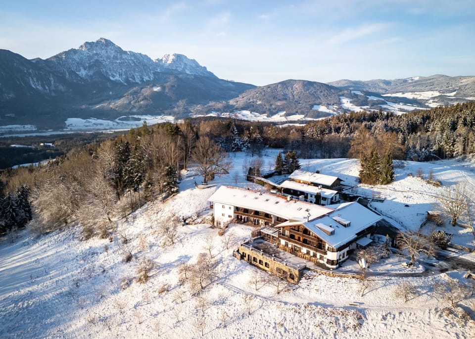 Property building, Day, Natural landscape, Winter, Mountain view