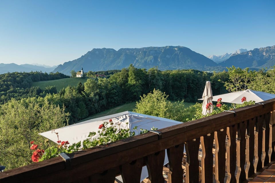Spring, Day, Natural landscape, View (from property/room), Balcony/Terrace, Mountain view