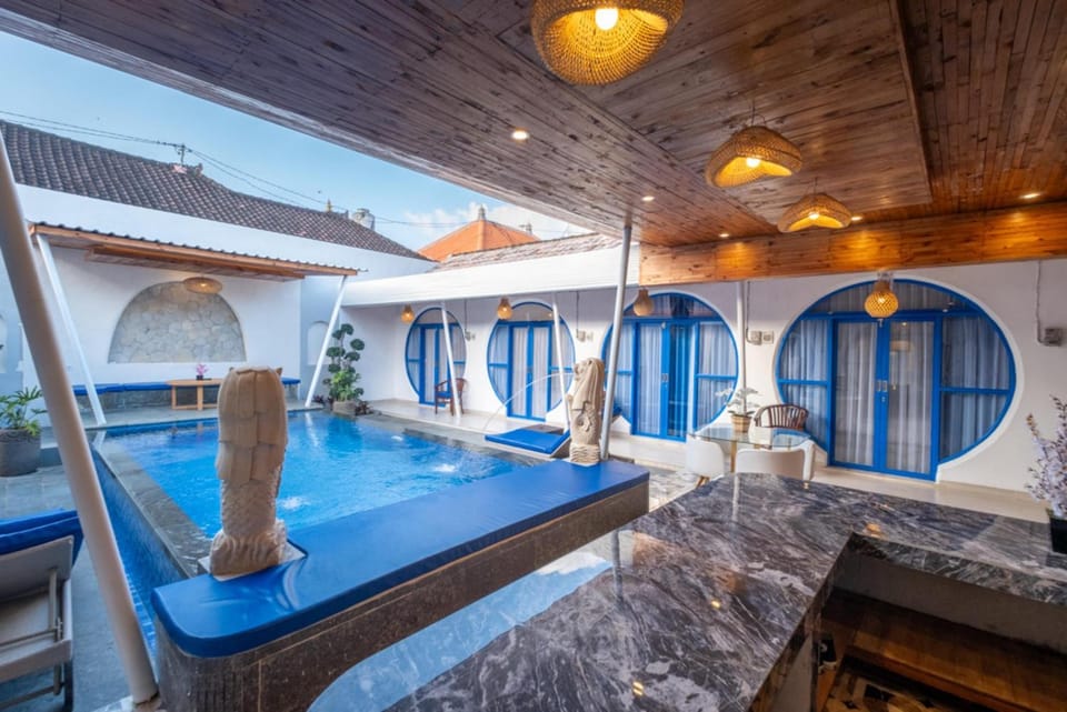 Property building, Pool view, Swimming pool