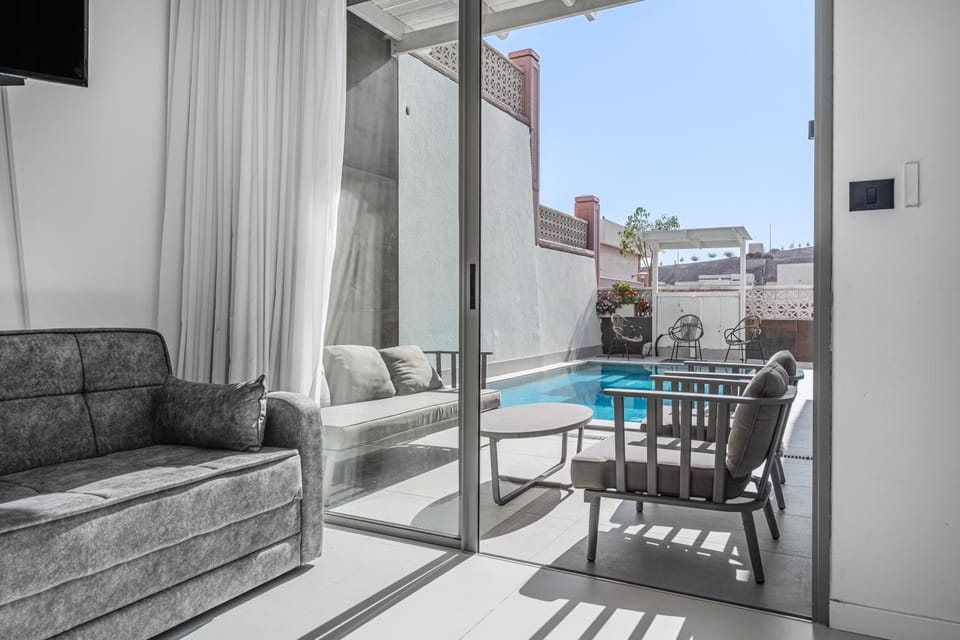 וילה לאגו - בריכה מחוממת Villa in Eilat