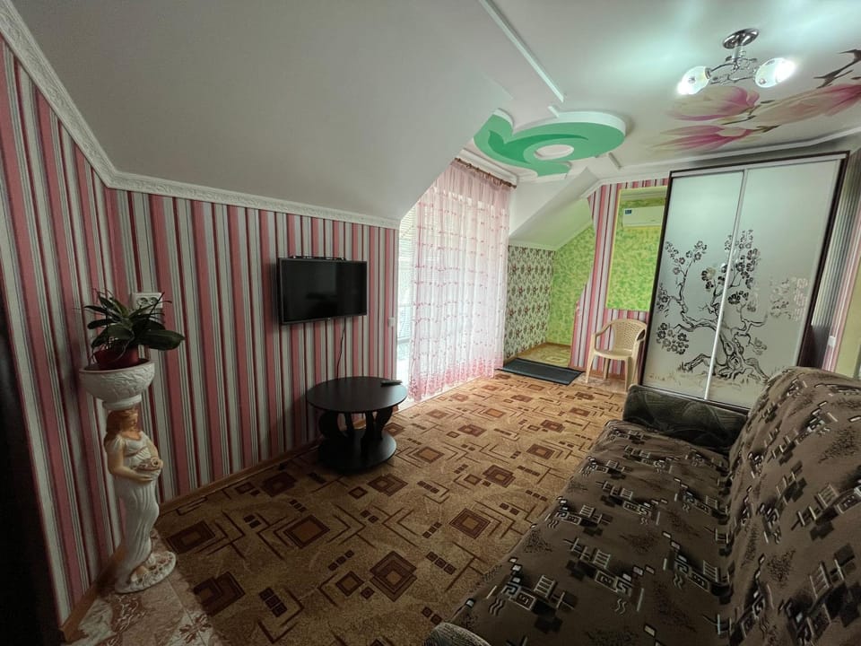 TV and multimedia, Living room