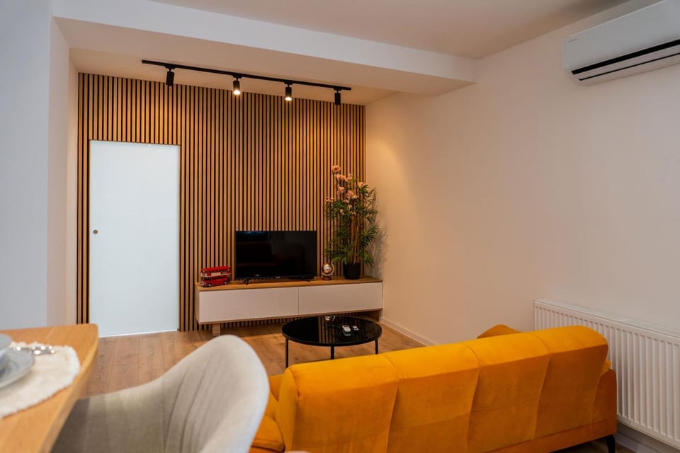 TV and multimedia, Living room, air conditioner