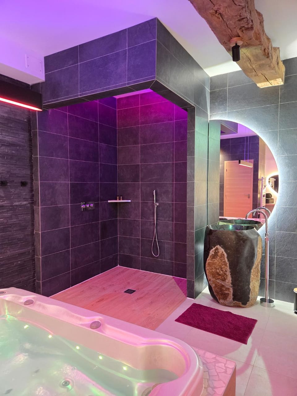 Mont Evasion Spa Apartment hotel in Normandy