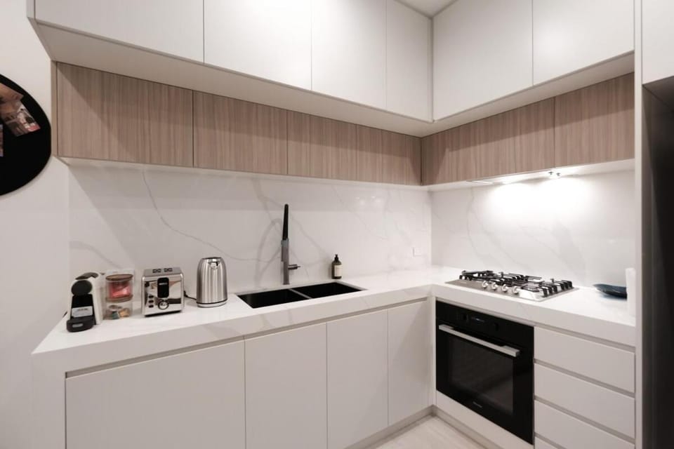'Vinyl' 1-BR Apt in the heart of Burwood with study n free parking Apartment in Sydney