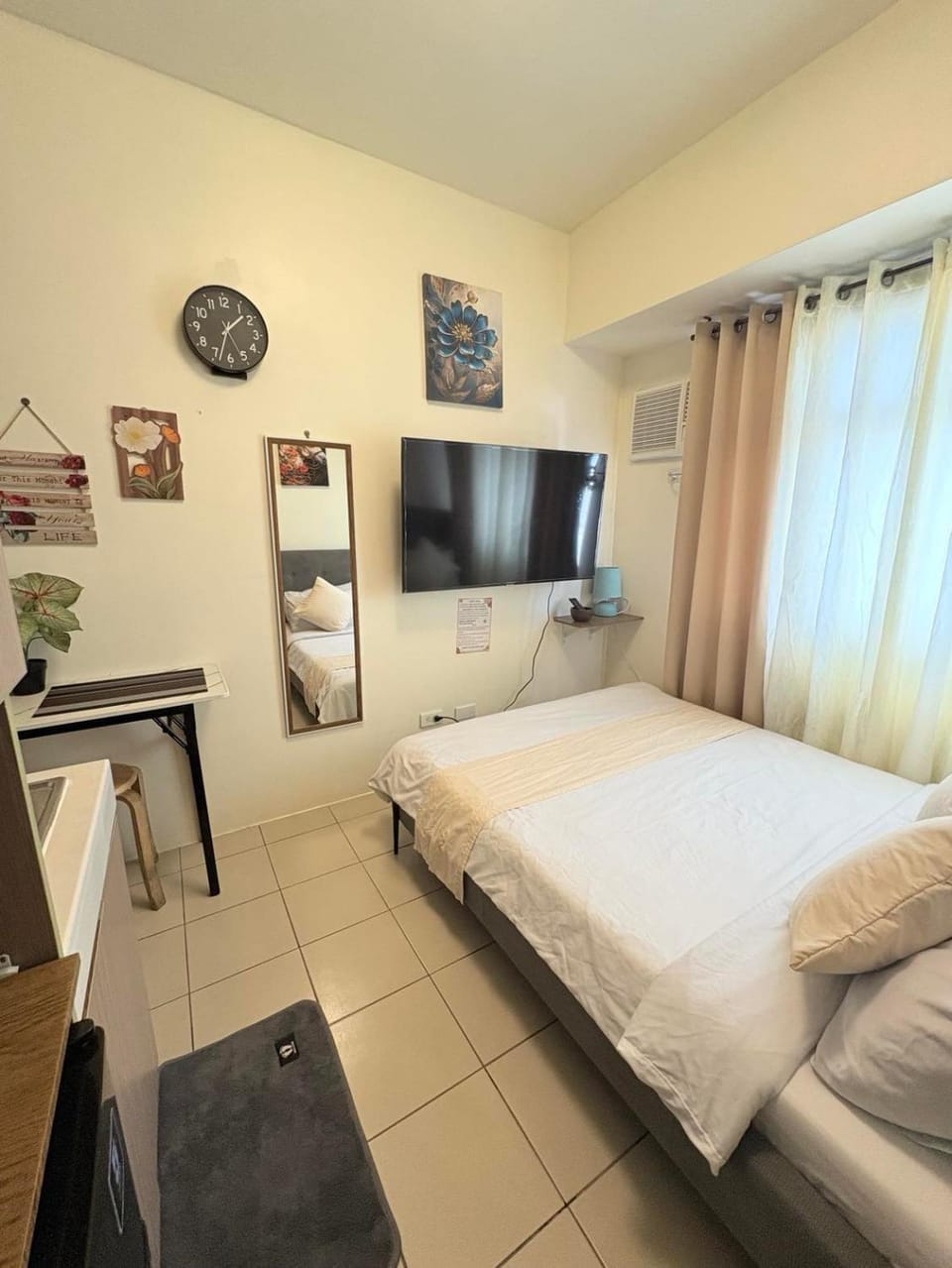 JJMC HOMESTAY028 With Netflix and Unli Wifi Apartment in Mandaluyong