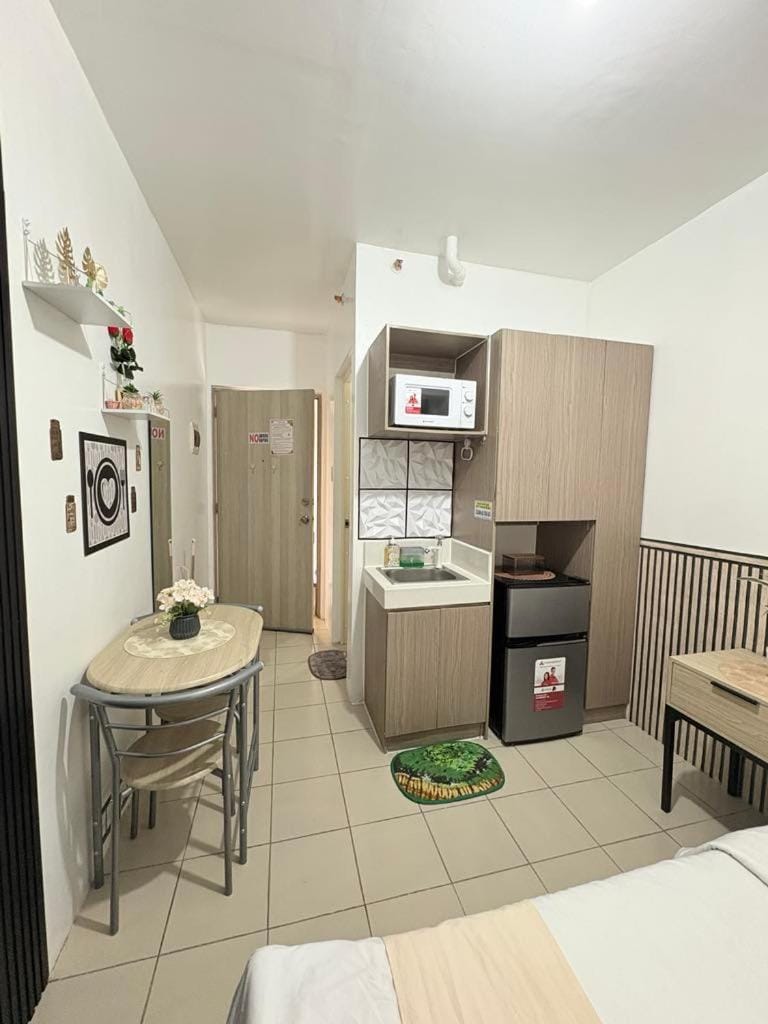 JJMC PLACE 6 With Netflix and Unli Wifi Apartment in Mandaluyong