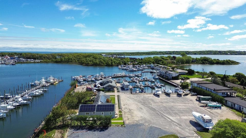 Dockside 2BR - Marina - Dining - Charter Access Unit A House in Montauk