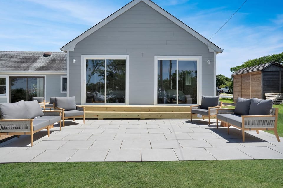 Dockside 2BR on The Marina - Free Parking Unit C Apartment in Montauk