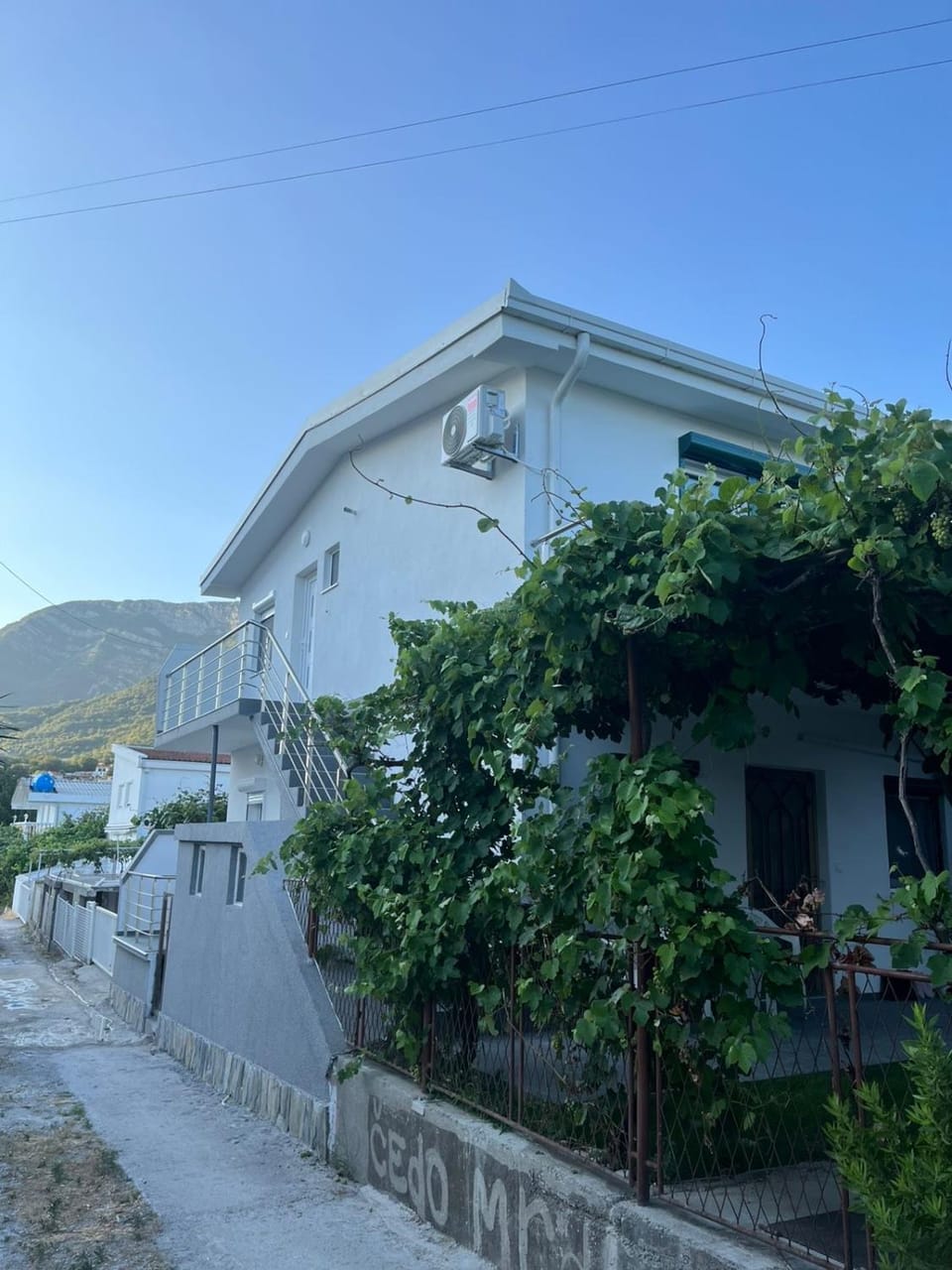 Property building, Natural landscape, Mountain view