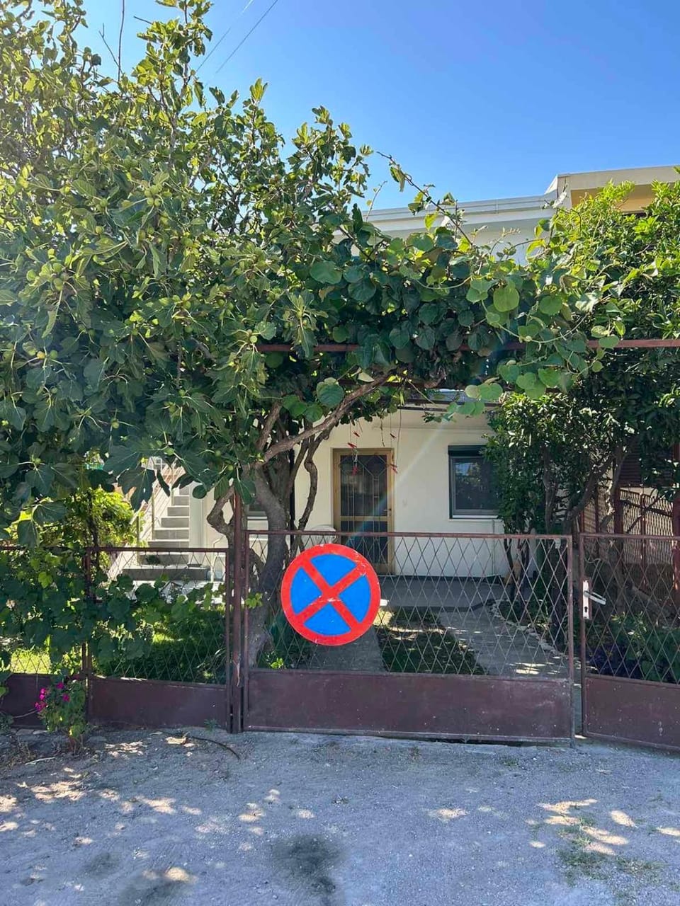 Property building, Garden