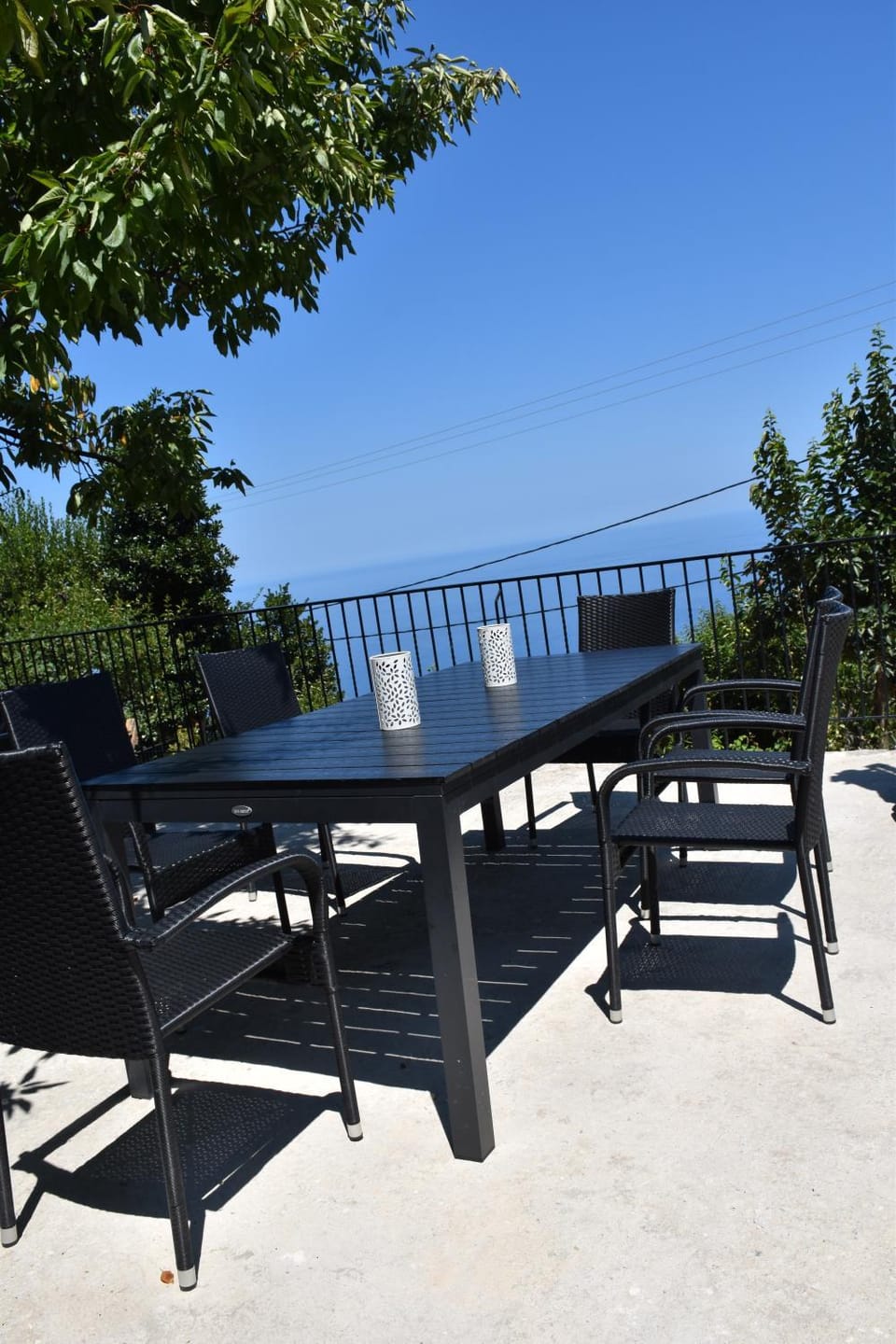 Patio, Natural landscape, Balcony/Terrace, Dining area, Sea view