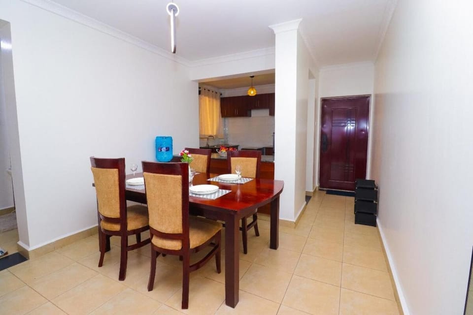 Modern 3BR Apartment near JKIA and SGR with Free Parking Apartment in Nairobi