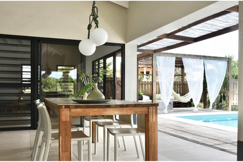 Villa Kas Kris with a tropical garden and a private magnesium pool Villa in Venezuela