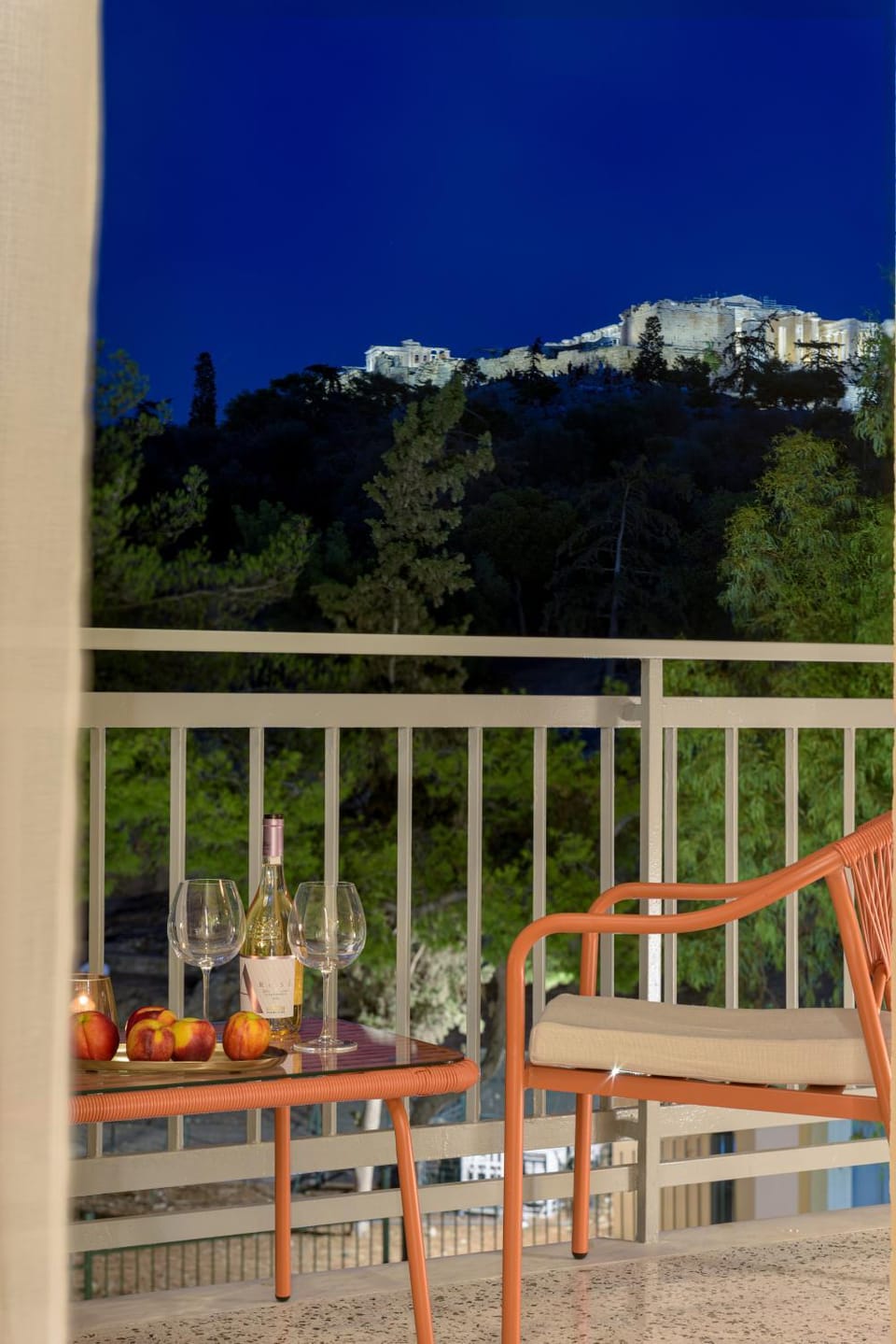 Patio, Natural landscape, View (from property/room), Balcony/Terrace, City view, Landmark view, Landmark view, Mountain view, Quiet street view