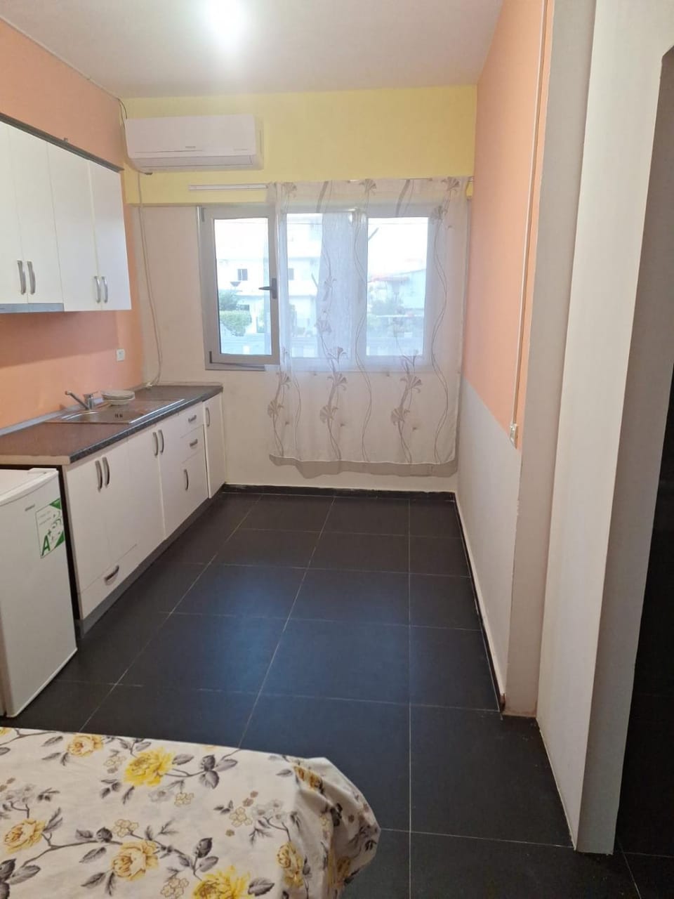 Beach House House in Vlorë