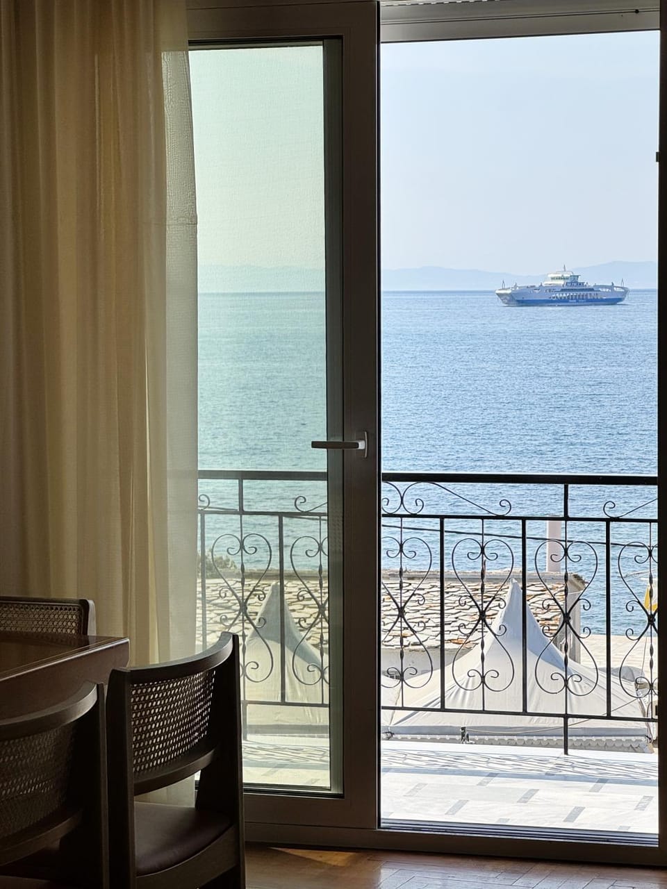 Living room, Sea view