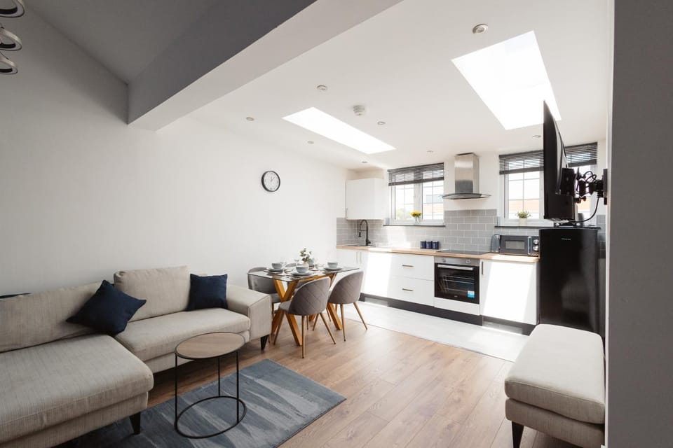 Living room, Dining area, kitchen