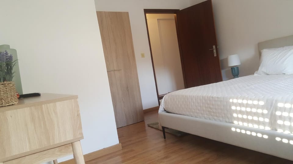 Bed, Bedroom, wardrobe