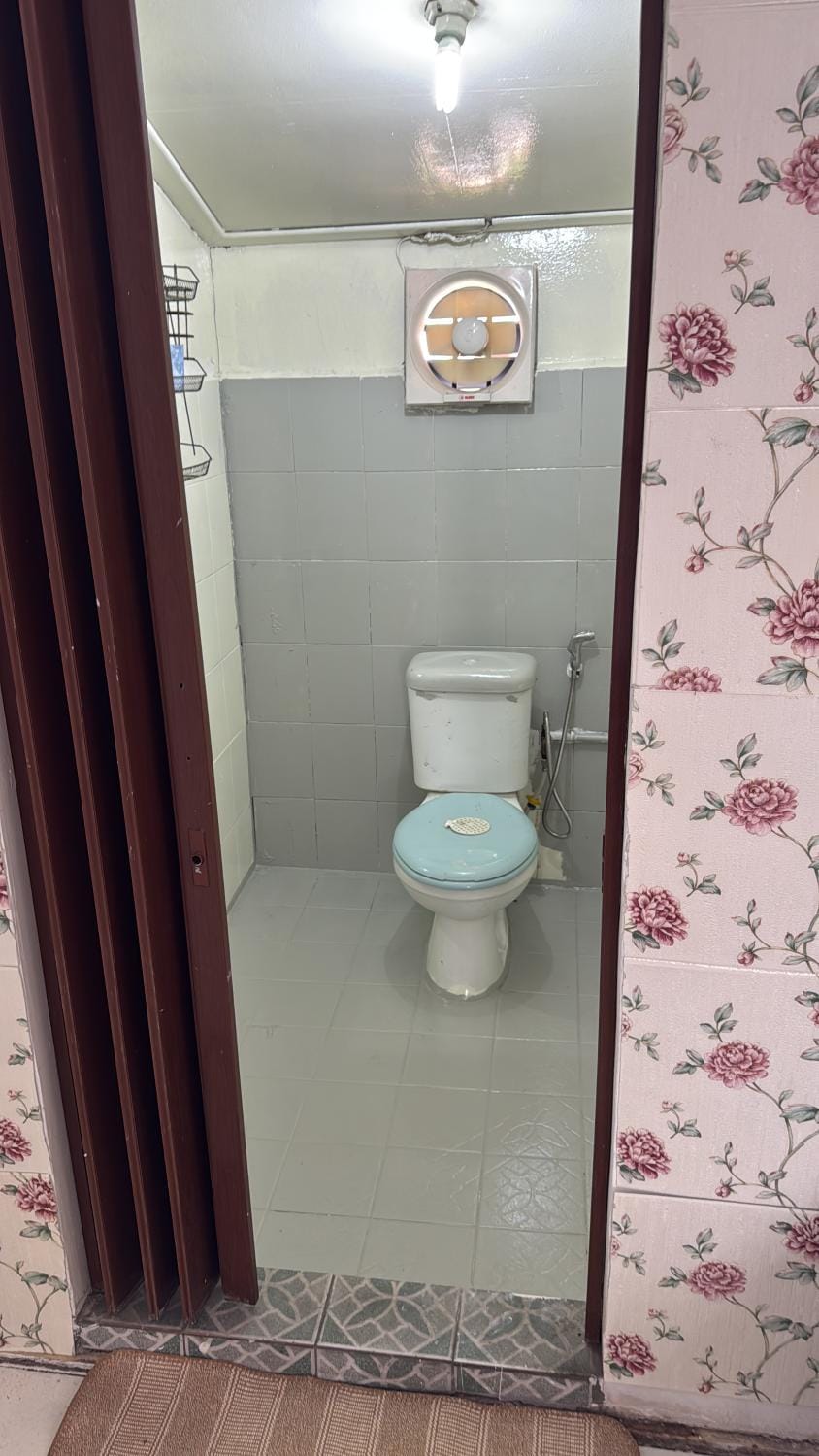 Toilet, Bathroom