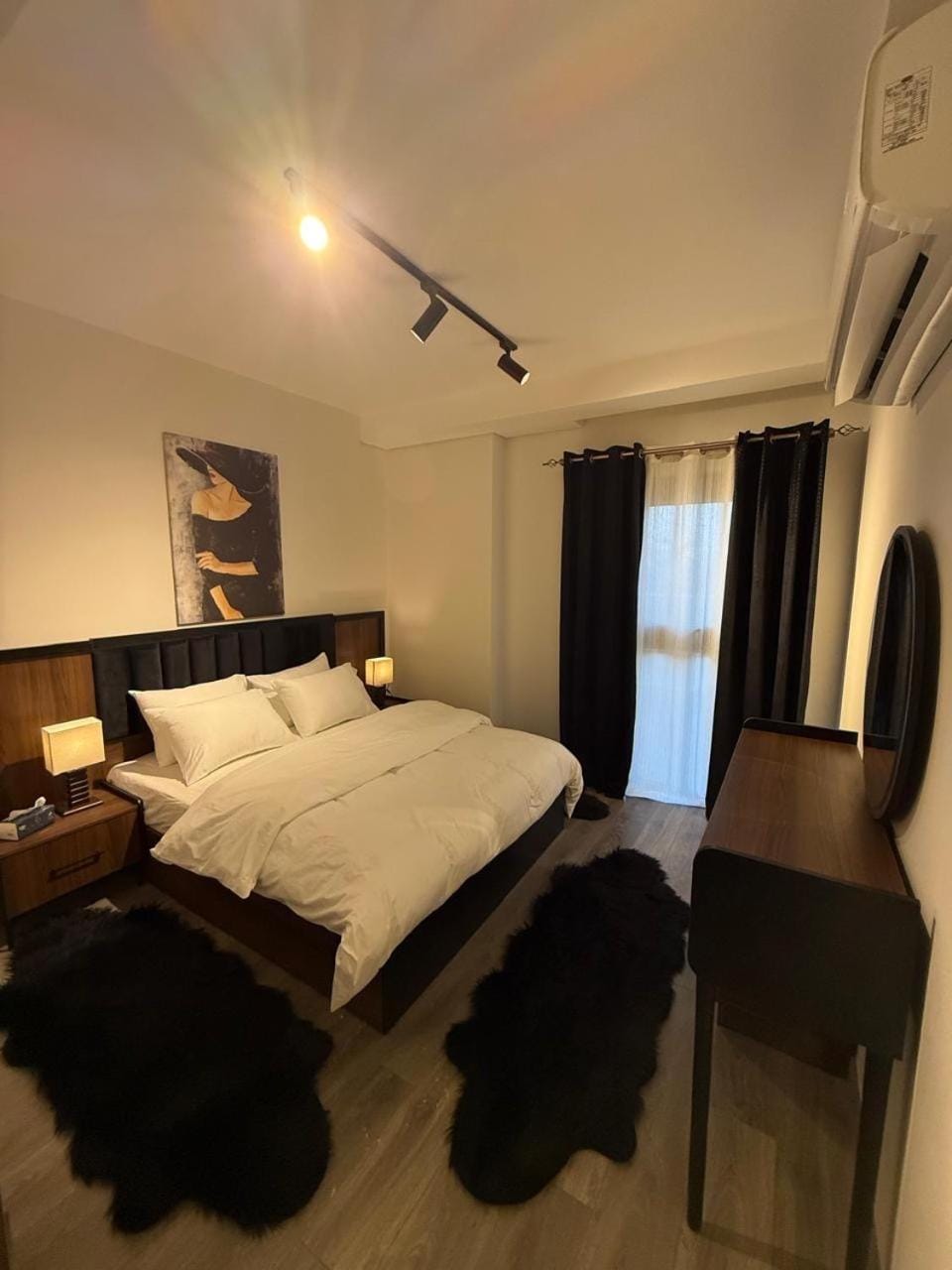 Bed, Bedroom, air conditioner