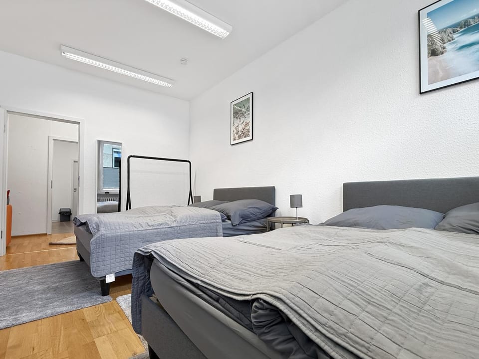 Zentrale Wohnung für 12 Gäste nahe Schlossplatz Apartment in Stuttgart