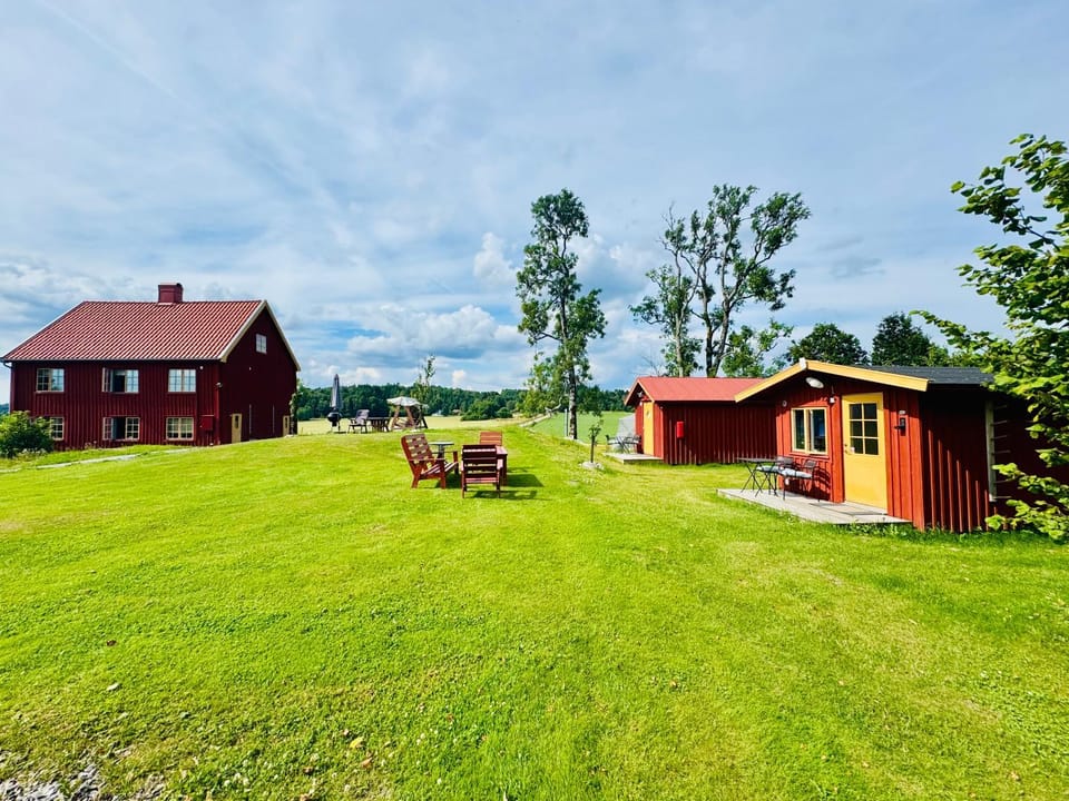 Property building, Garden view