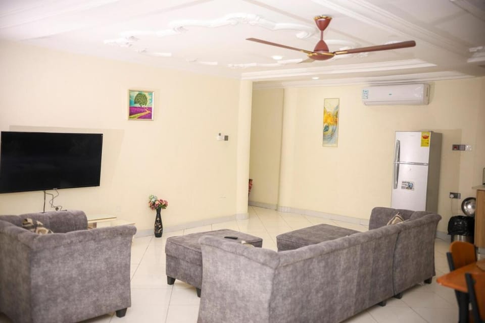Communal lounge/ TV room, TV and multimedia