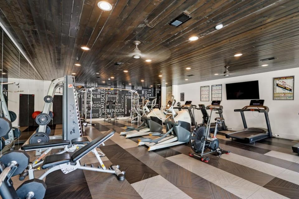 Central City Luxury-2BR 2BA,Pool,Htub,Gym,Parking Apartment in Salt Lake City