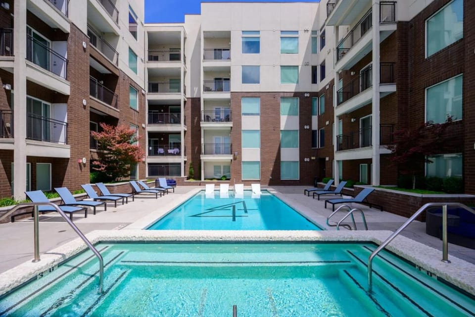 Central City Luxury-2BR 2BA,Pool,Htub,Gym,Parking Apartment in Salt Lake City